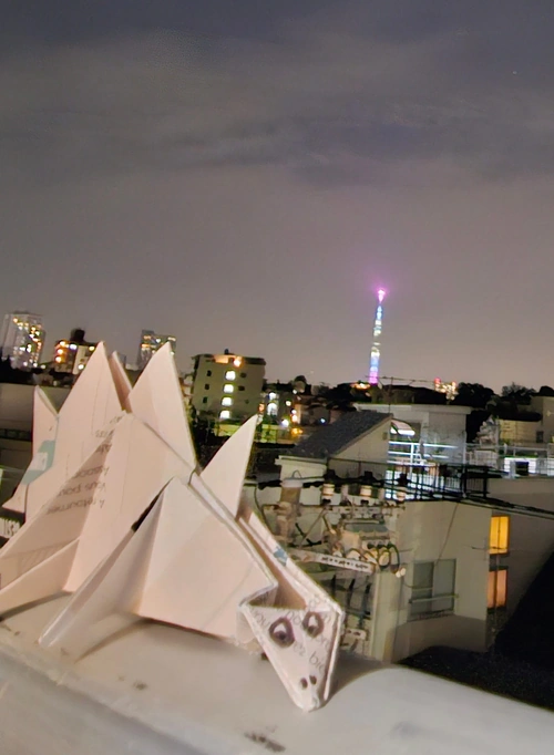 Jour zéro.
Au loin, la Tōkyō Skytree